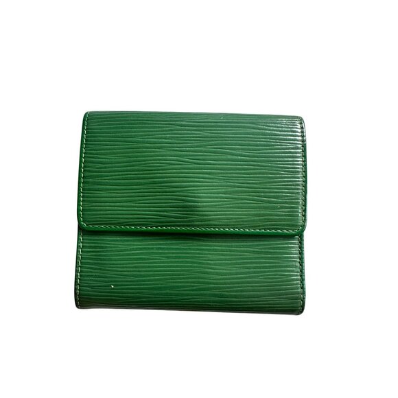 LOUIS VUITTON Green Vernis Epi Leather Snap Wallet